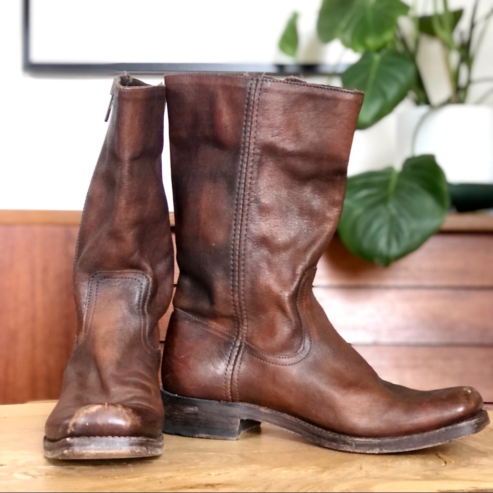 Frye Heath Outside Zip, size 10